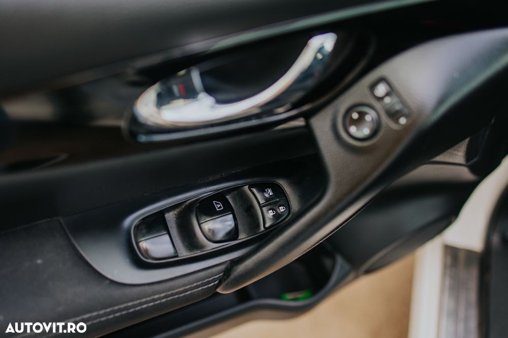 Nissan Qashqai 1.2 DIG-T Xtronic TEKNA+ - 15