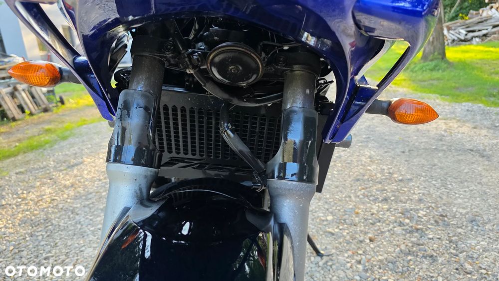 Yamaha FZ6 - 9
