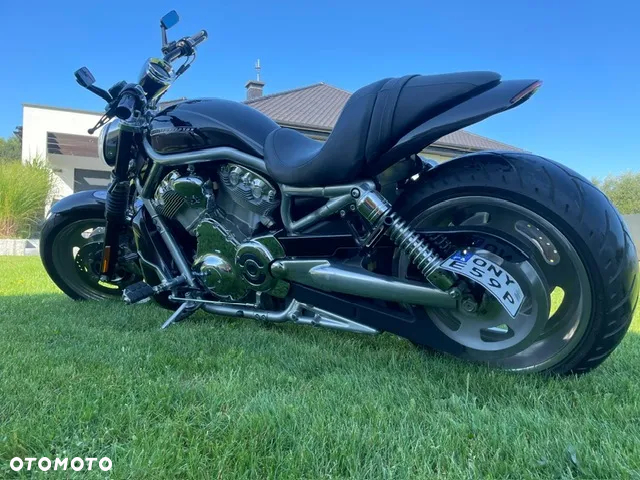 Harley-Davidson V-Rod Street Rod - 24