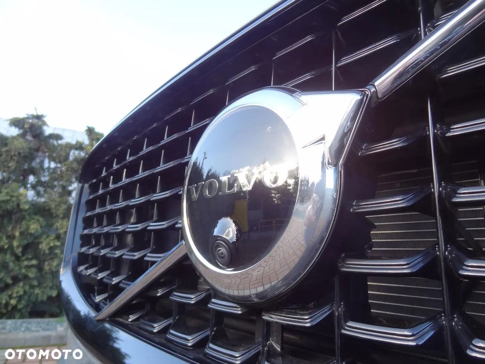 Volvo XC 60 B5 B AWD Geartronic RDesign - 14