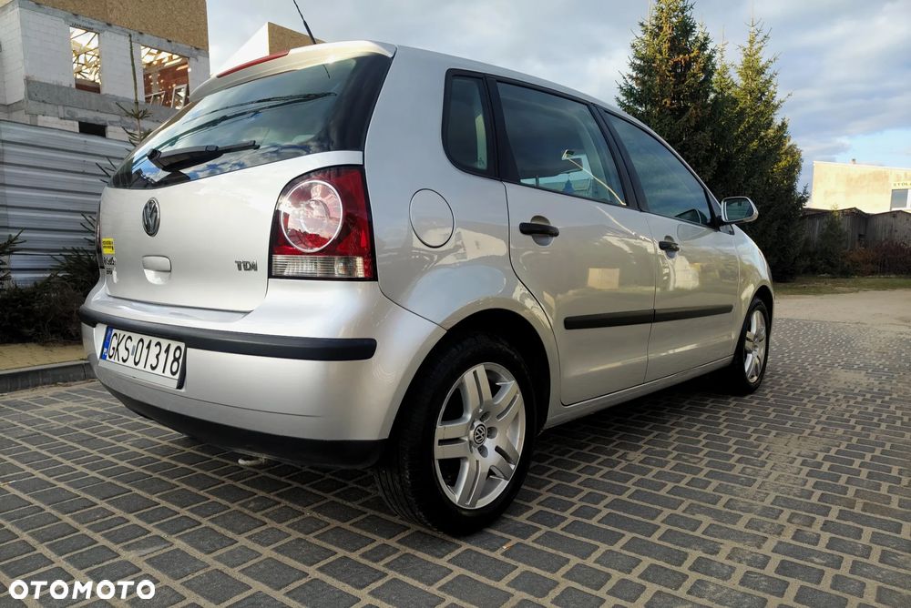 Volkswagen Polo 1.4 TDI Comfortline - 8