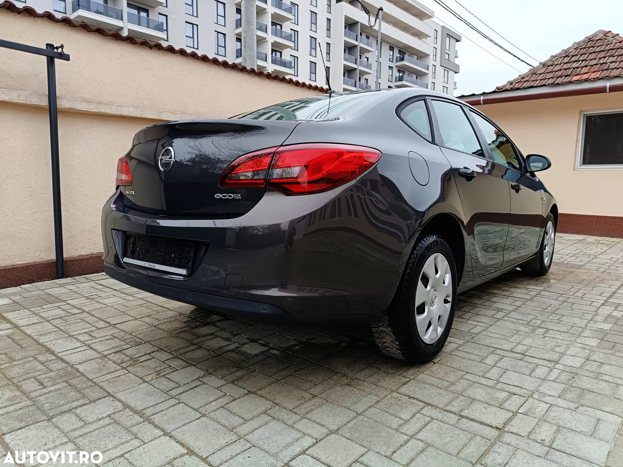 Opel Astra 1.7 CDTI DPF Active - 6