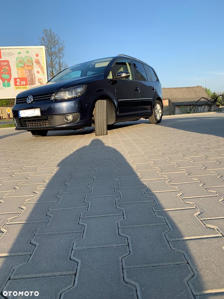 Volkswagen Touran 2.0 TDI DPF Highline DSG - 2