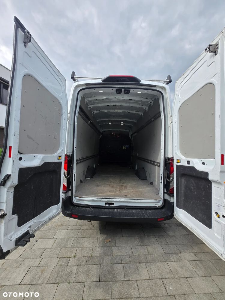 Ford Transit - 26