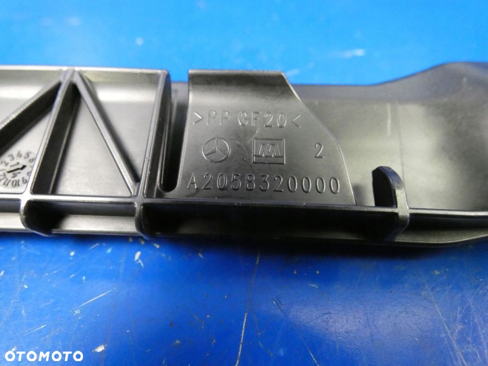 MERCEDES C W205 OBUDOWA OSŁONA MOCOWANIE - 2