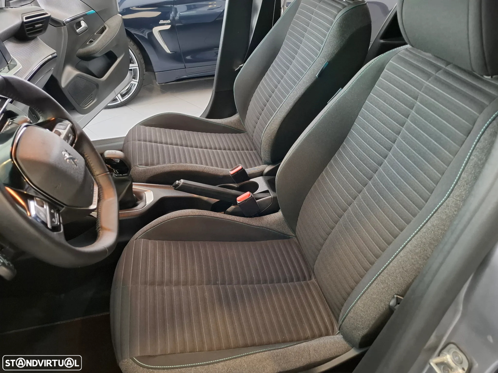 Peugeot 208 1.2 PureTech Active - 8