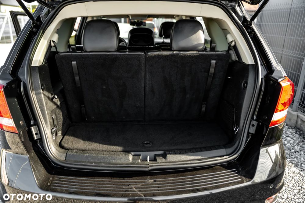 Fiat Freemont 2.0 Multijet 16V DPF Automatik Allrad Lounge - 16