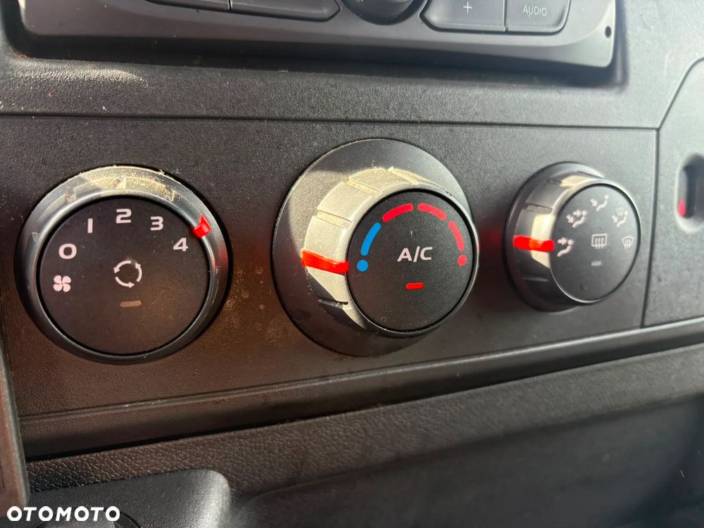 Renault Master 2.3 dCi Klimatyzacja Elektryczne Szyby Gwarancja - 16