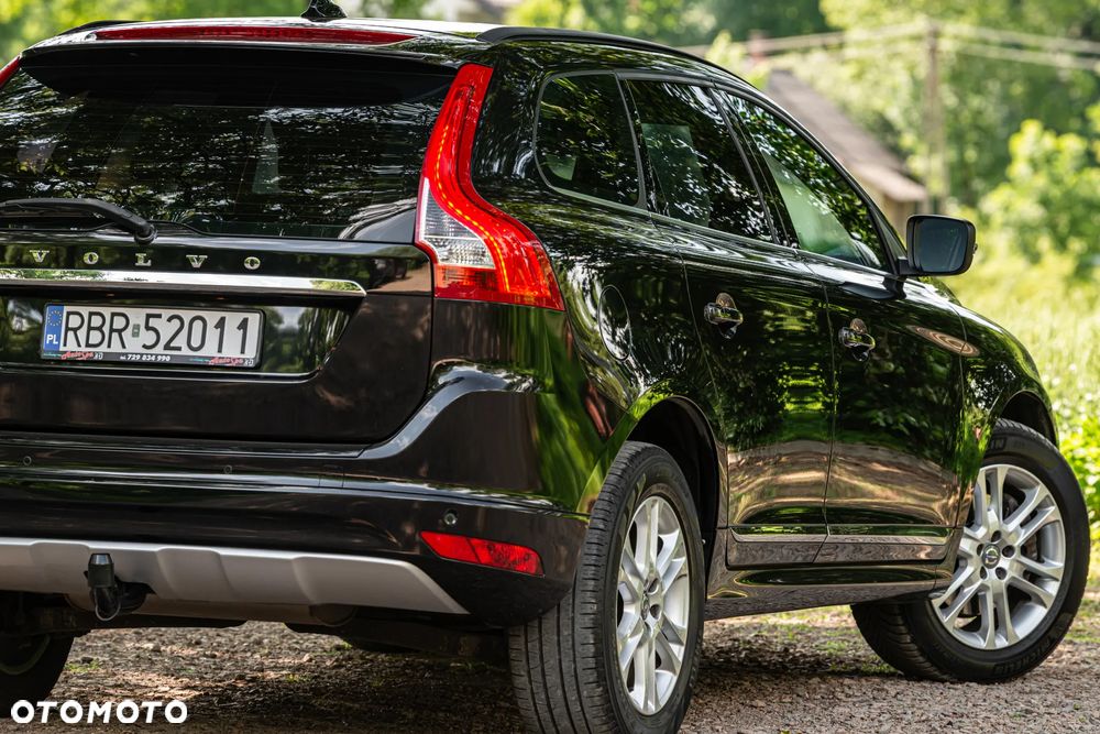 Volvo XC 60 D3 Geartronic Summum - 18