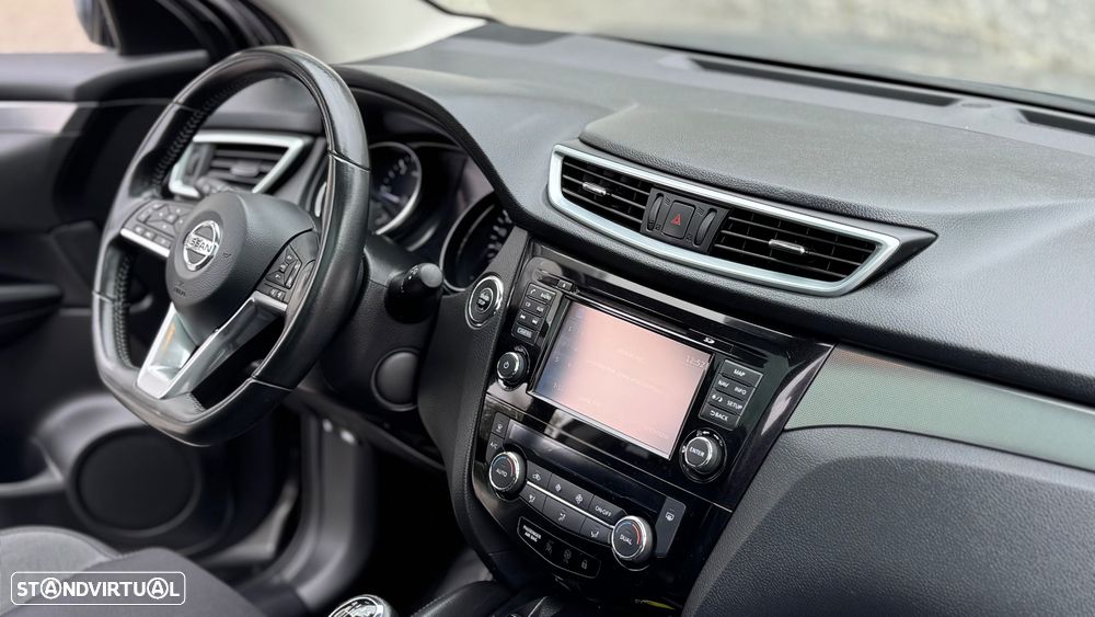 Nissan Qashqai 1.5 dCi N-Connecta - 10
