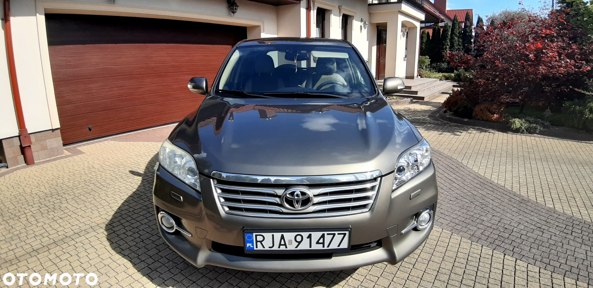 Toyota RAV4 - 6