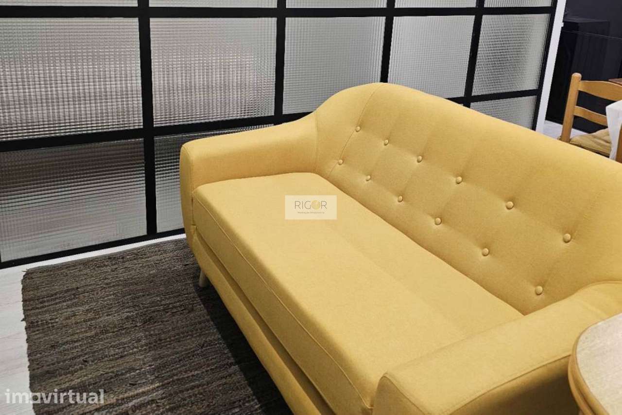 Apartamento T0 com terraço de 35m2 a Poente a 600 metros da praia, em - Grande imagem: 4/12