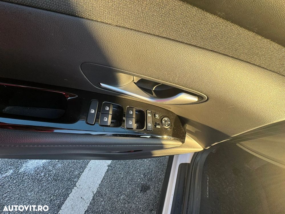 Hyundai Tucson 1.6 l 150 CP 2WD 6MT Style+ - 21