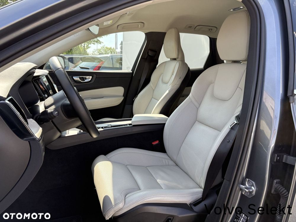 Volvo XC 60 - 10