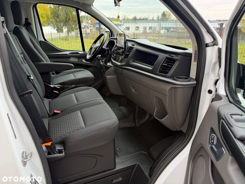 Ford Transit Custom - 27