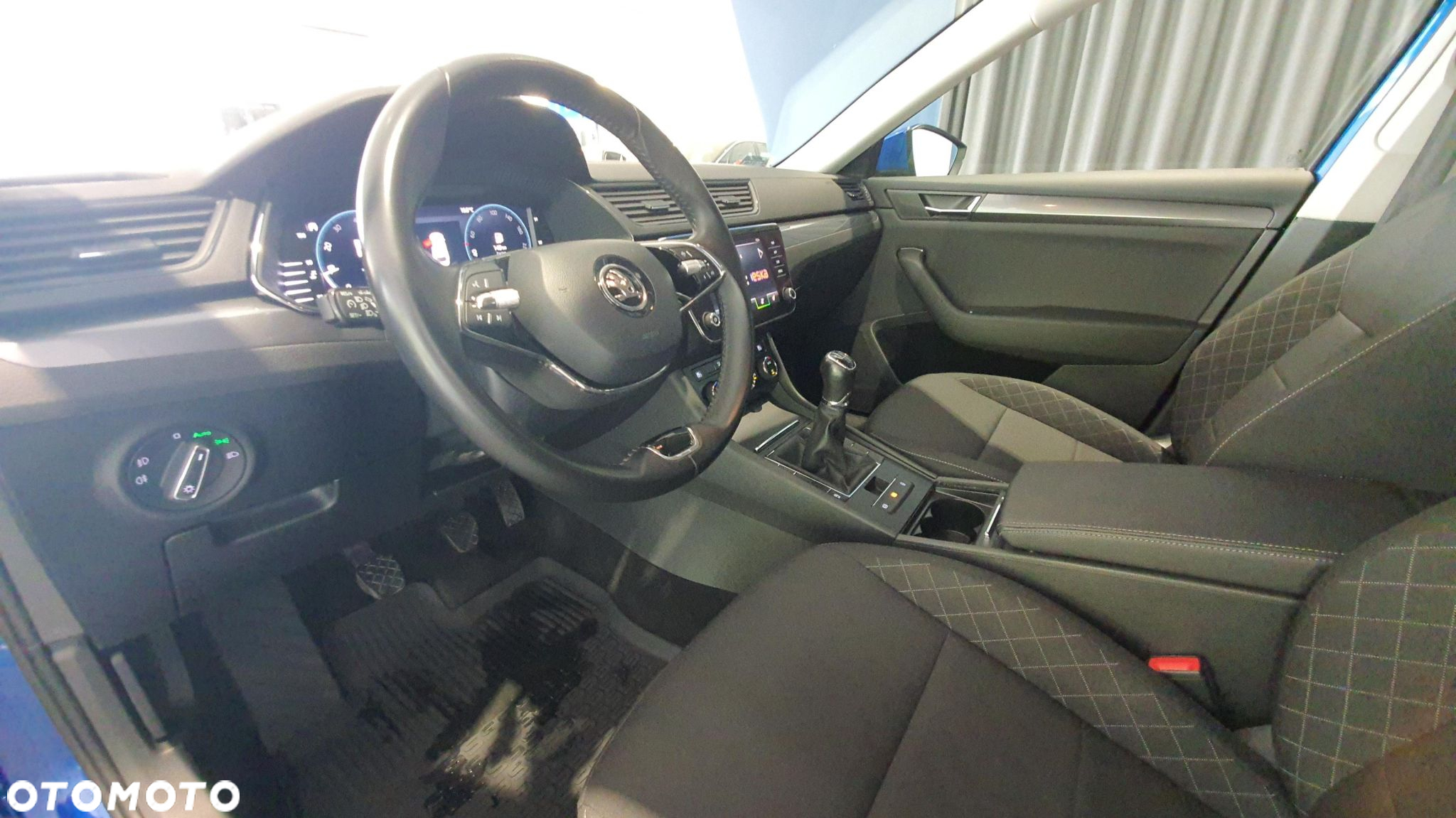Skoda Superb 1.5 TSI Active - 9