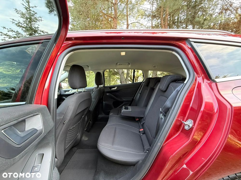Ford Focus 1.5 EcoBoost Titanium X - 23