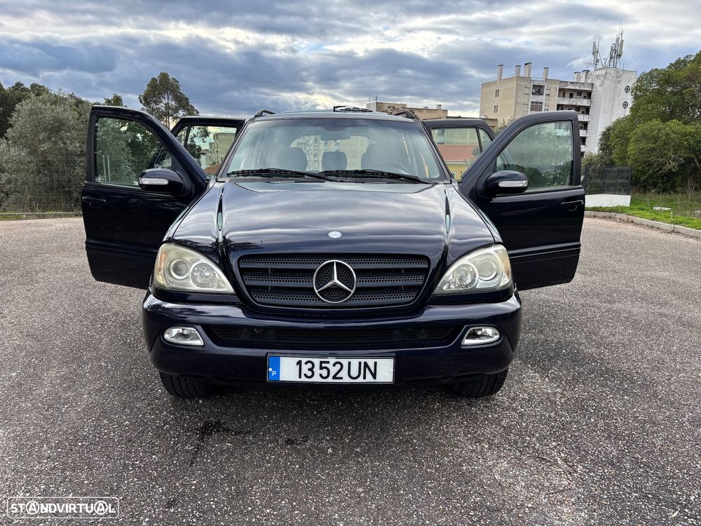 Mercedes-Benz ML 270 CDi - 40