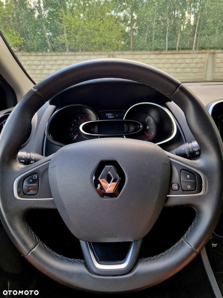 Renault Clio 1.2 16V 75 Experience - 23