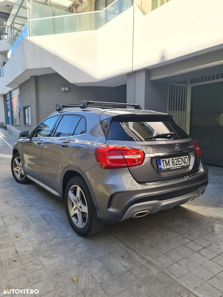 Mercedes-Benz GLA 220 d 4MATIC 7G-DCT AMG Line - 3