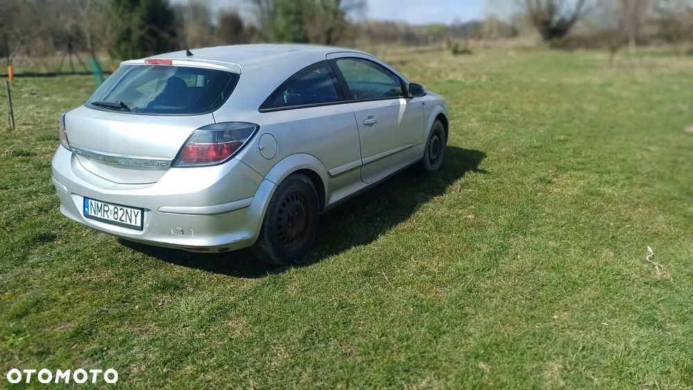 Opel Astra - 4