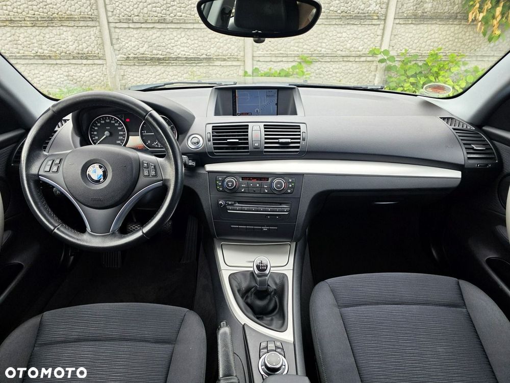 BMW Seria 1 118d - 14