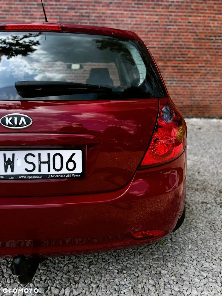 Kia Ceed - 31