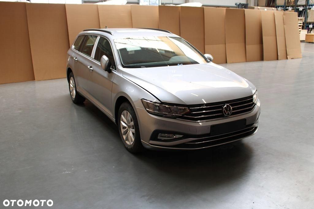 WKŁAD BAGAŻNIKA VW PASSAT B8 LIFT - 2