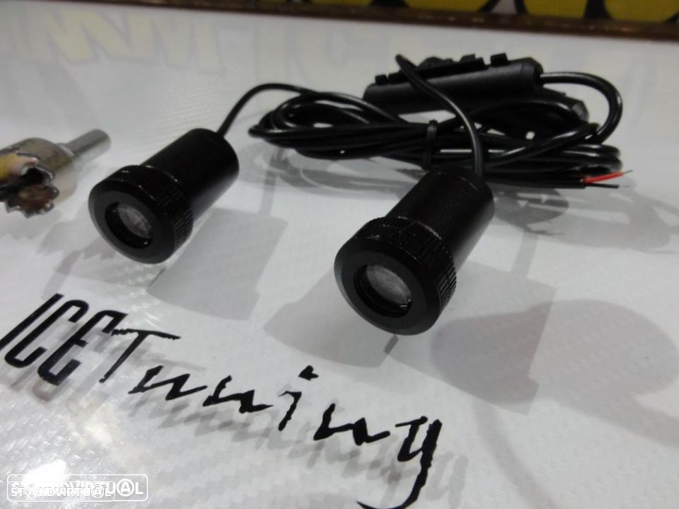 Luz de cortesia para portas com Projector universal em Led, disponível com logo ALFA ROMEO, AUDI, BMW, BMW M, CITROEN, FORD, OPEL, HONDA, PEUGEOT, RENAULT, MERCEDES, MERCEDES AMG, SEAT, SKODA, SUZUKI, TOYOTA, VW - 3