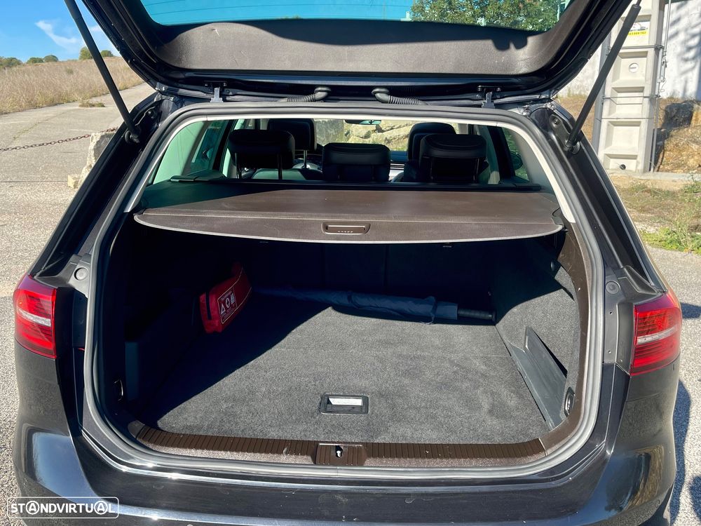 VW Passat Variant 1.4 TSI DSG GTE - 35