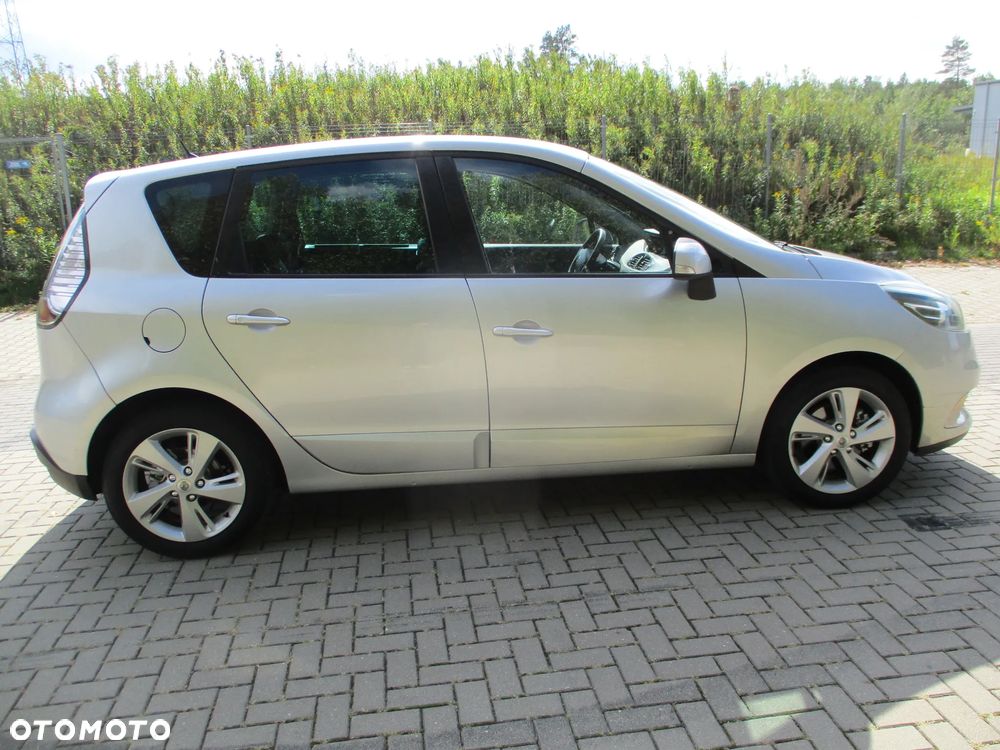 Renault Scenic 1.6 16V Authentique Euro5 - 8