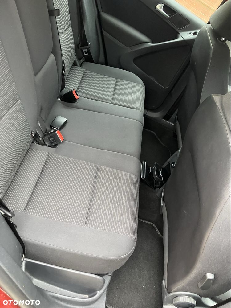 Volkswagen Tiguan - 8