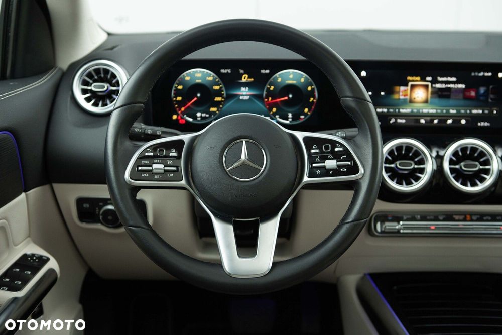 Mercedes-Benz GLA 200 mHEV Progressive 7G-DCT - 25