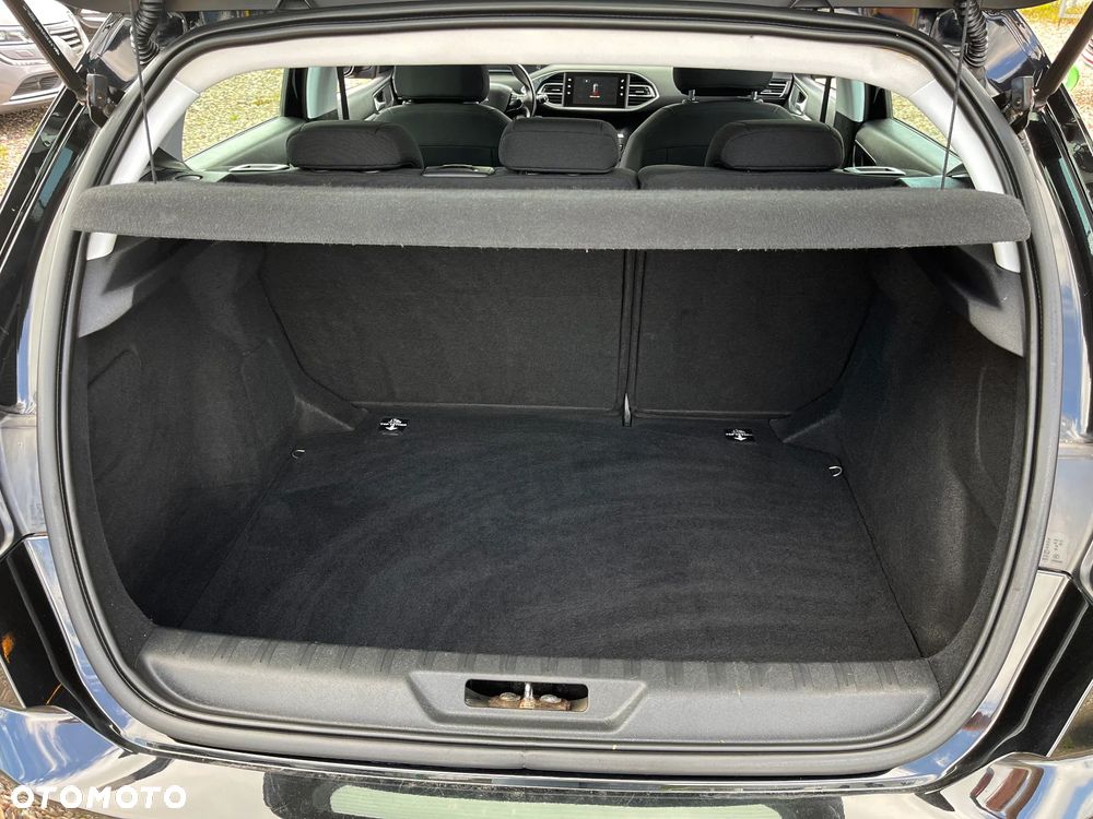 Peugeot 308 - 30