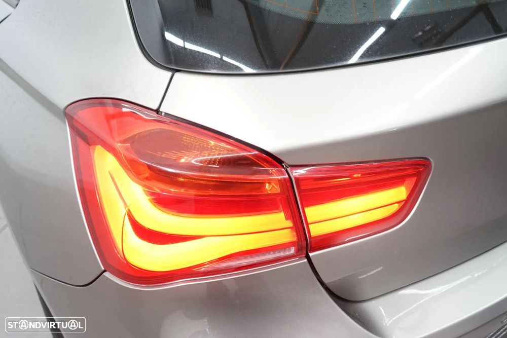 BMW 116 d Line Urban - 13