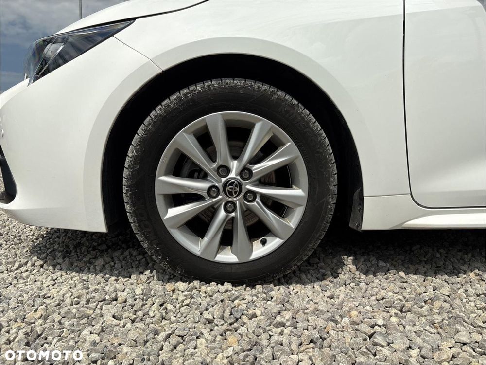 Toyota Corolla 1.8 Hybrid Comfort - 18