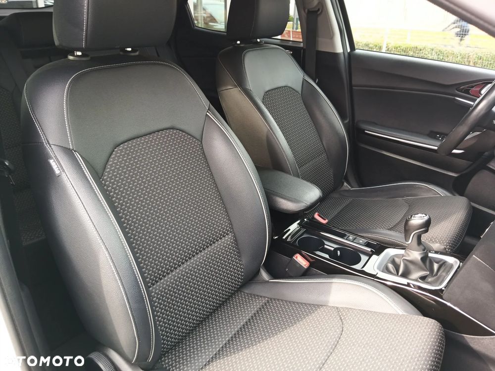 Kia XCeed 1.4 T-GDI L Business Line - 26