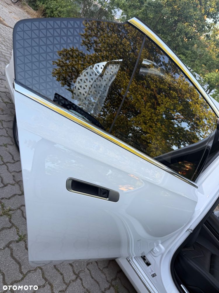 BMW Seria 7 - 13