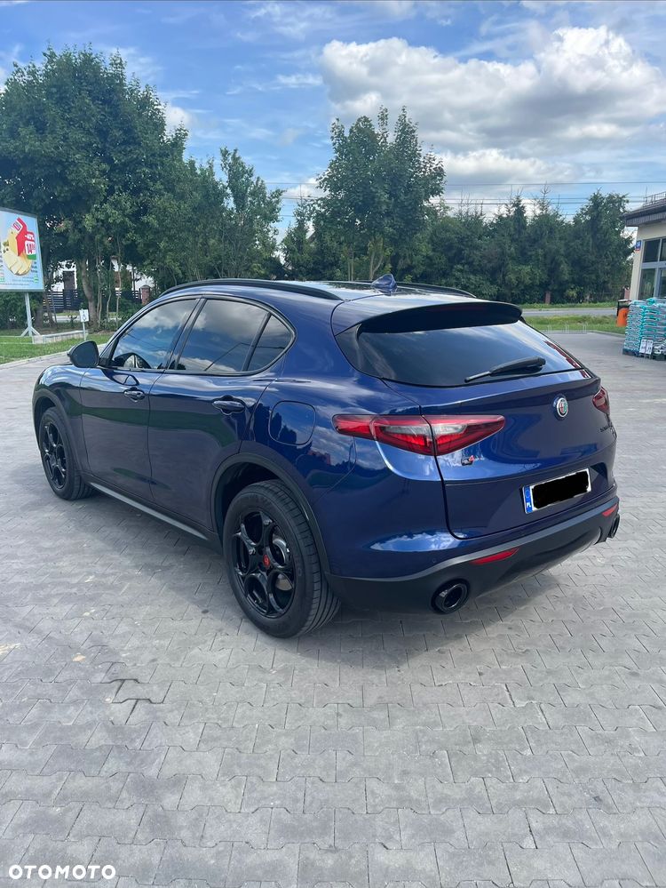Alfa Romeo Stelvio 2.0 Turbo 16V AT8-Q4 Ti - 7
