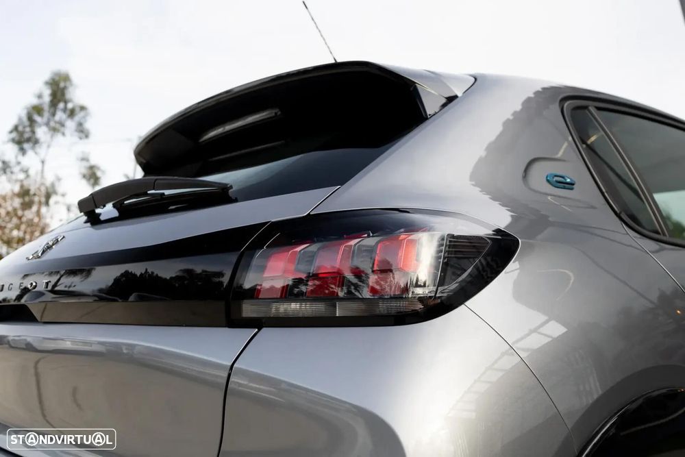Peugeot e-208 50 kWh Allure - 28
