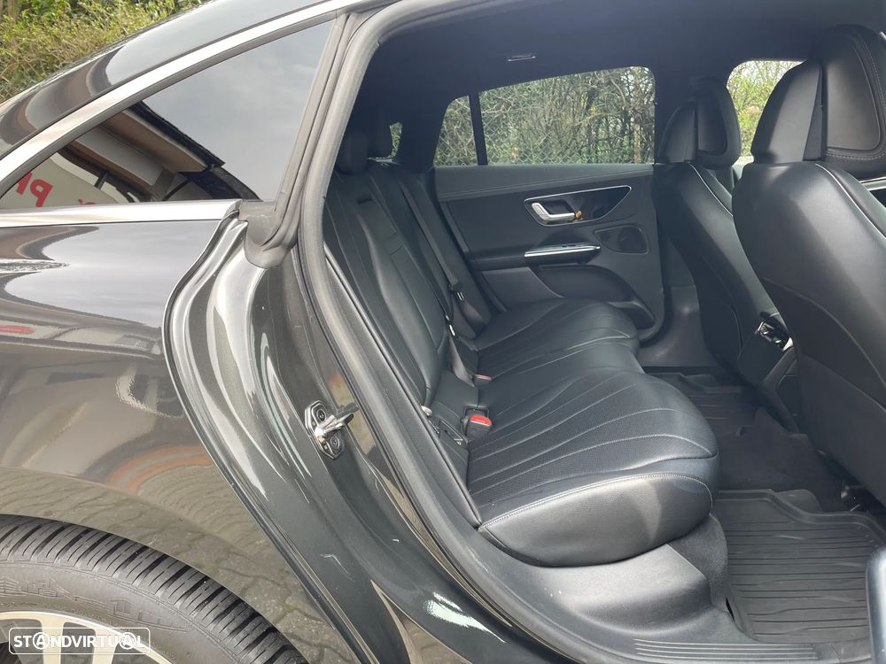 Mercedes-Benz EQE 300 Edition Electric Art - 31