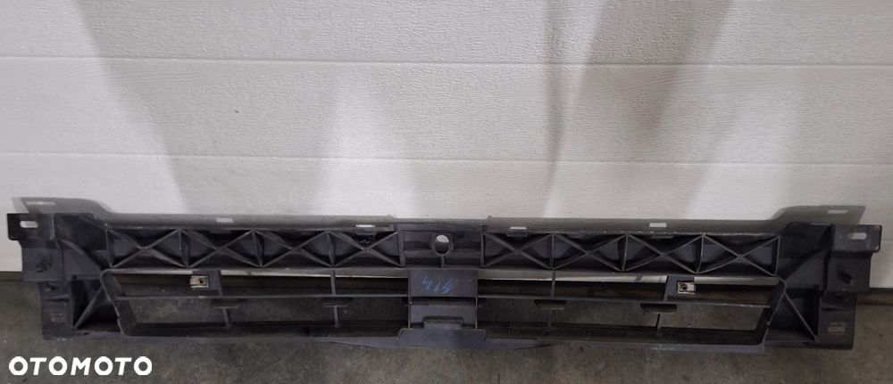 WZMOCNIENIE GRILLA, ATRAPY -TRAFIC,VIVARO LIFT-07-14 ROK - 2