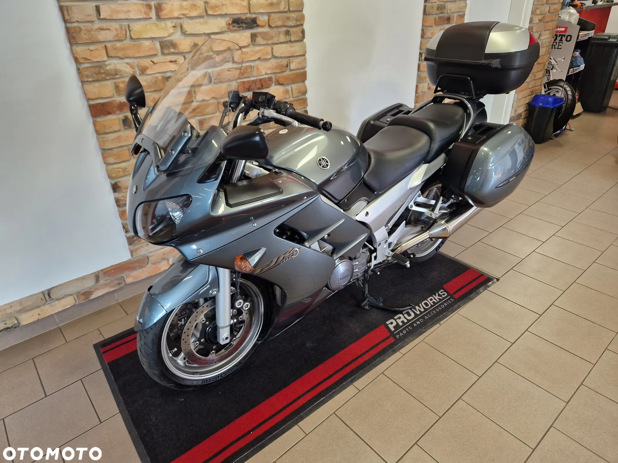Yamaha FJR - 3