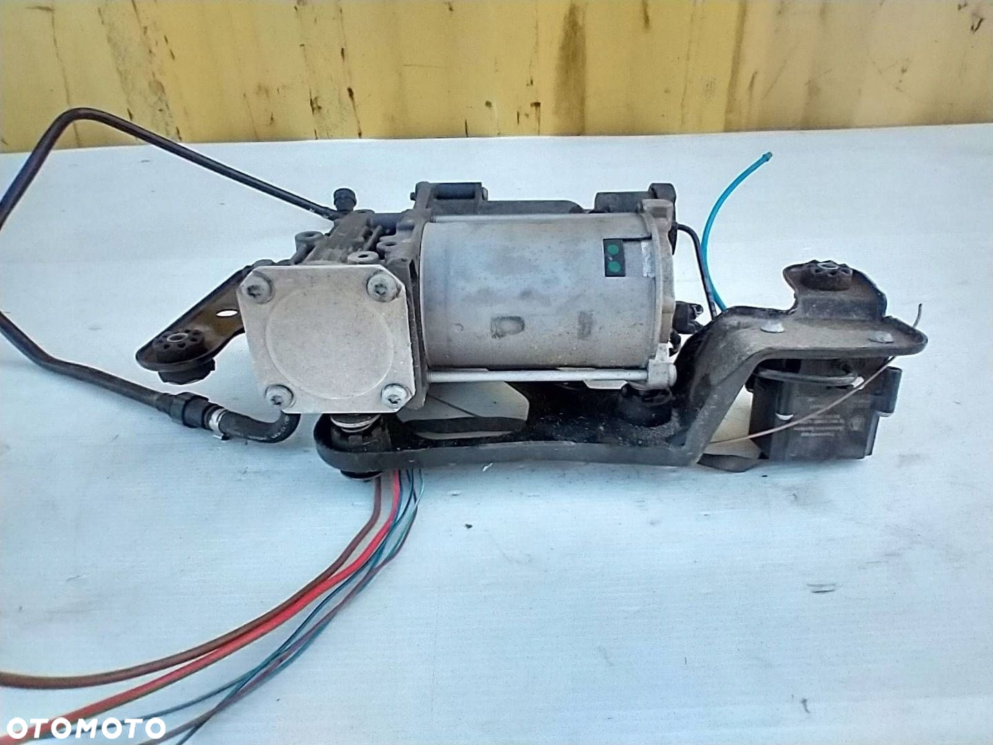 BMW X5 E70 X6 E71 KOMPRESOR SPRĘŻARKA ZAWIESZENIA NIVO POMPA 6799419 - 13