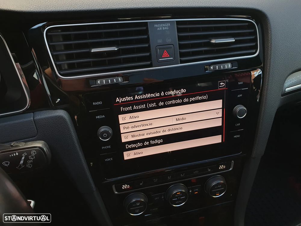 VW Golf GTI 2.0 TSI OPF DSG Performance - 25