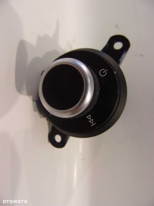 ALFA ROMEO GIULIETTA PRZEŁĄCZNIK RADIA - 1