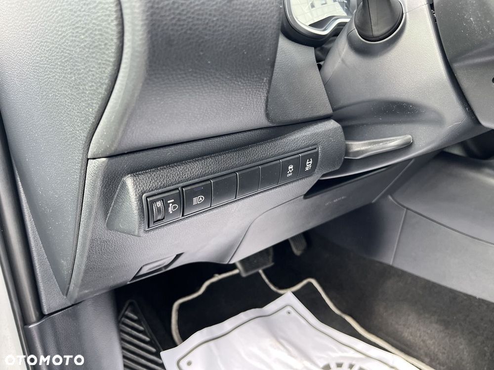 Toyota Corolla 1.8 Hybrid Comfort - 22