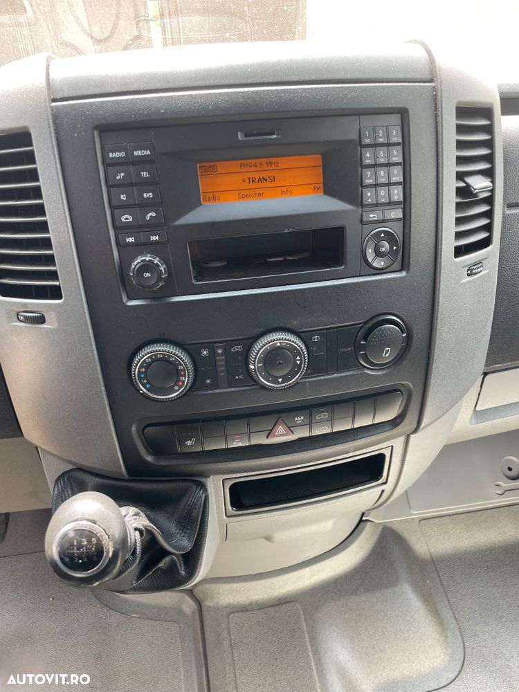 Mercedes-Benz Sprinter 313 - 14