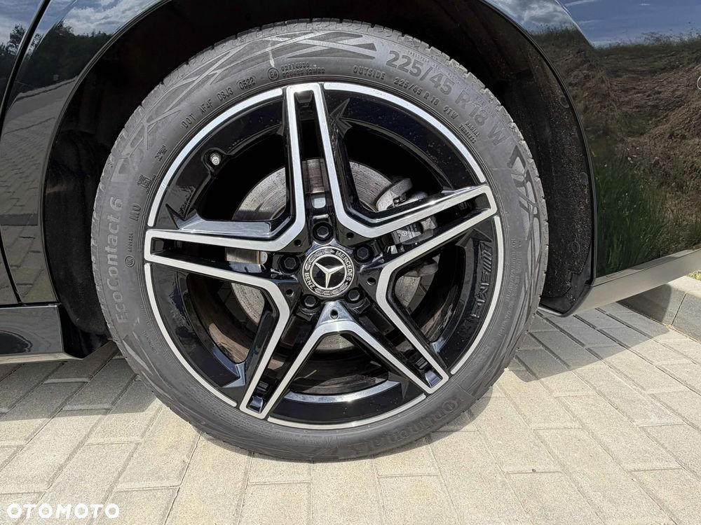 Mercedes-Benz CLA 250 4-Matic AMG Line 7G-DCT - 10