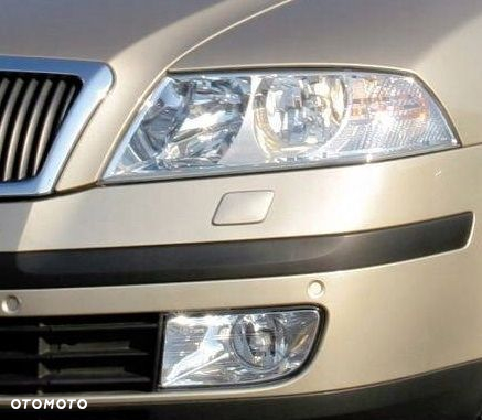 ZAŚLEPKA SPRYSKIWACZA SKODA OCTAVIA II L/P KOLORY - 3